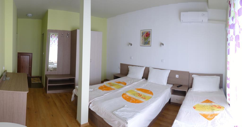 Guest House Rosa Kiten  Room photo